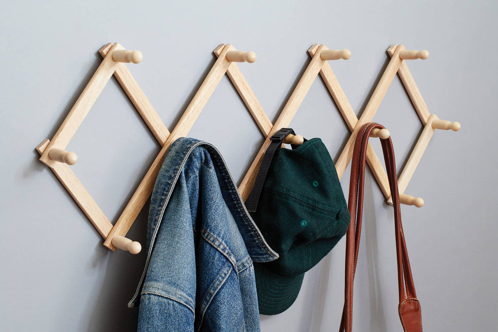 Fox Run Expanding Coffee Mug Wall Rack, 42" Fully Extended