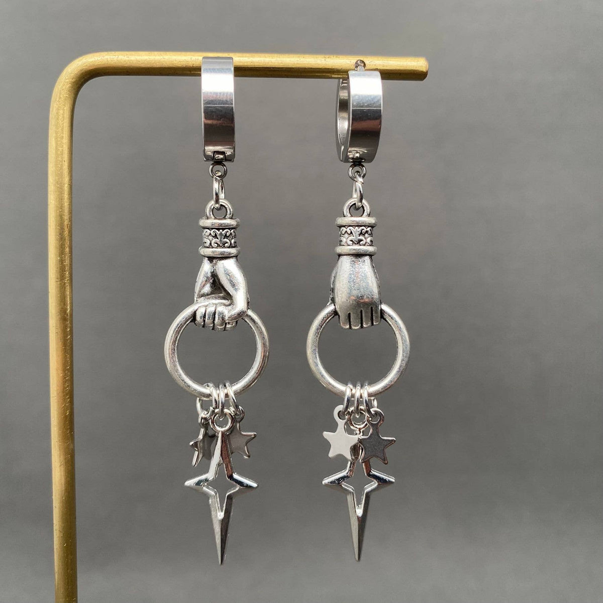 Hand Catch Star Huggie Earrings
