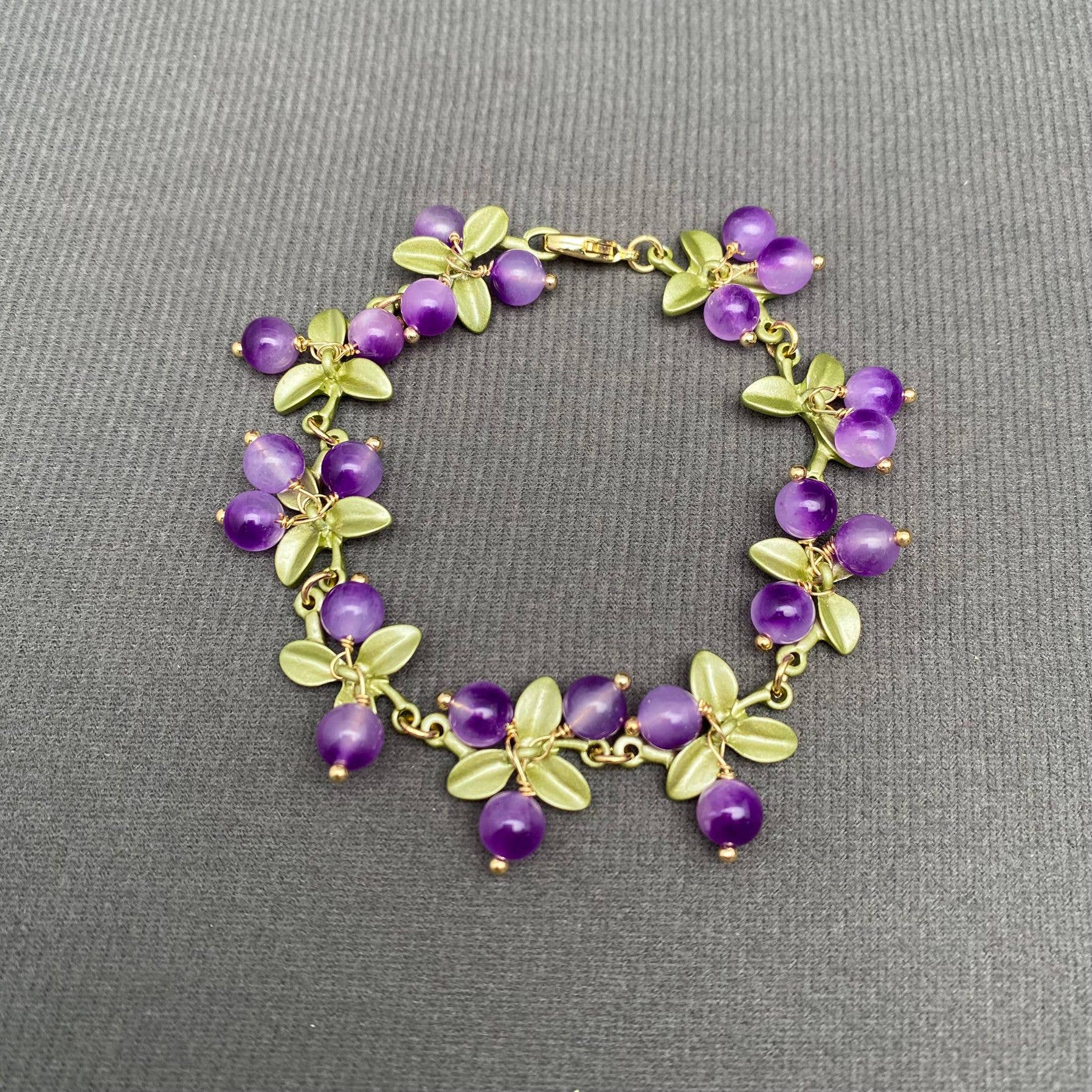 Stone Cranberry Bracelet